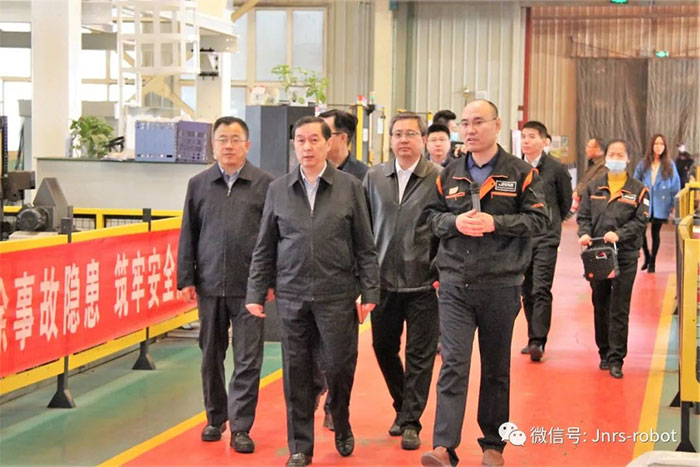 自治区党委常委、常务副主席张超超一行参观调研PA集团中国机器人